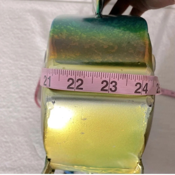 Deco Breeze Blue Yellow  Metal Fish Fan - Picture 13 of 15